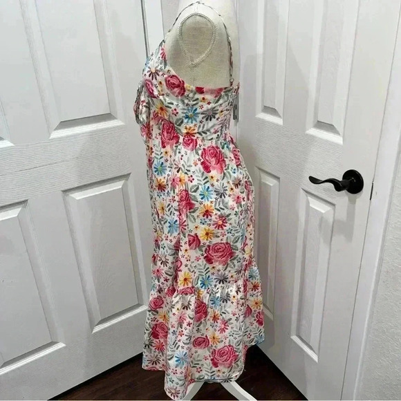 Moodie The Lauren Midi Dress, Floral, adjustable spaghetti strap , lined - Picture 11 of 12